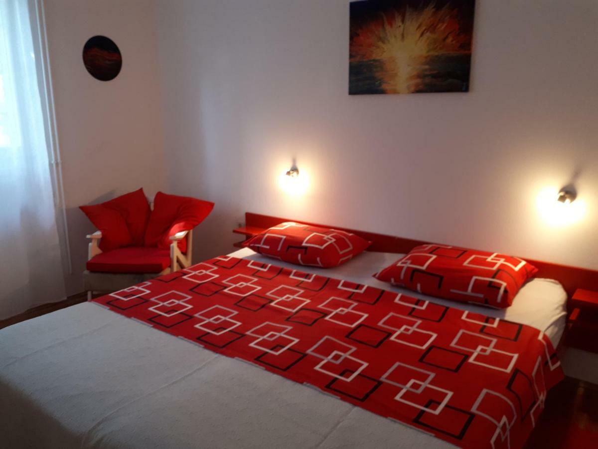 Apartmani Matas Petrcane Luaran gambar